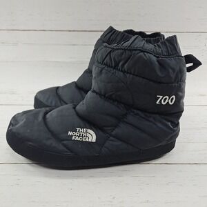 The North Face 700 Puffer Bootie Slippers Womens Small Black Camping Warm